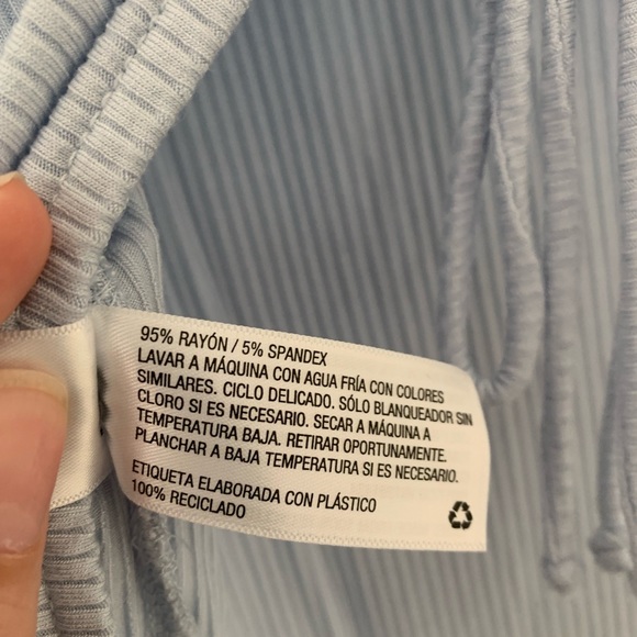 New long sleeve bodysuit, open & crisscross back - Picture 6 of 7